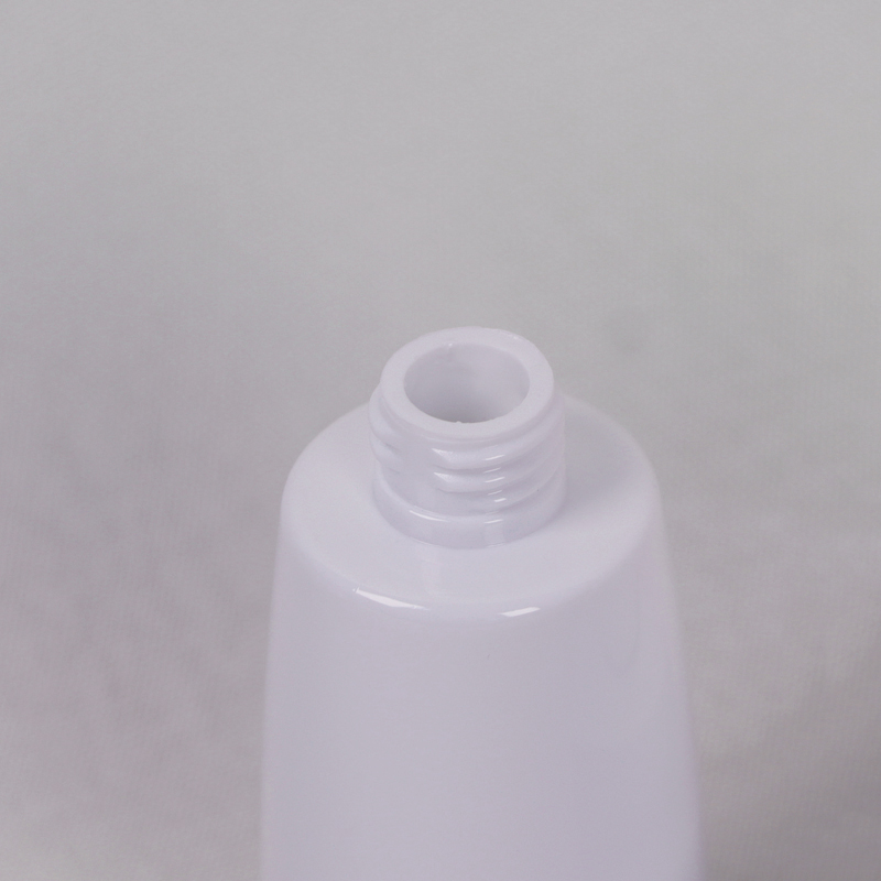 High Quality PET Empty plastic cosmetic essence cream bottle plastic cosmeceutical set bottles with lotion pump